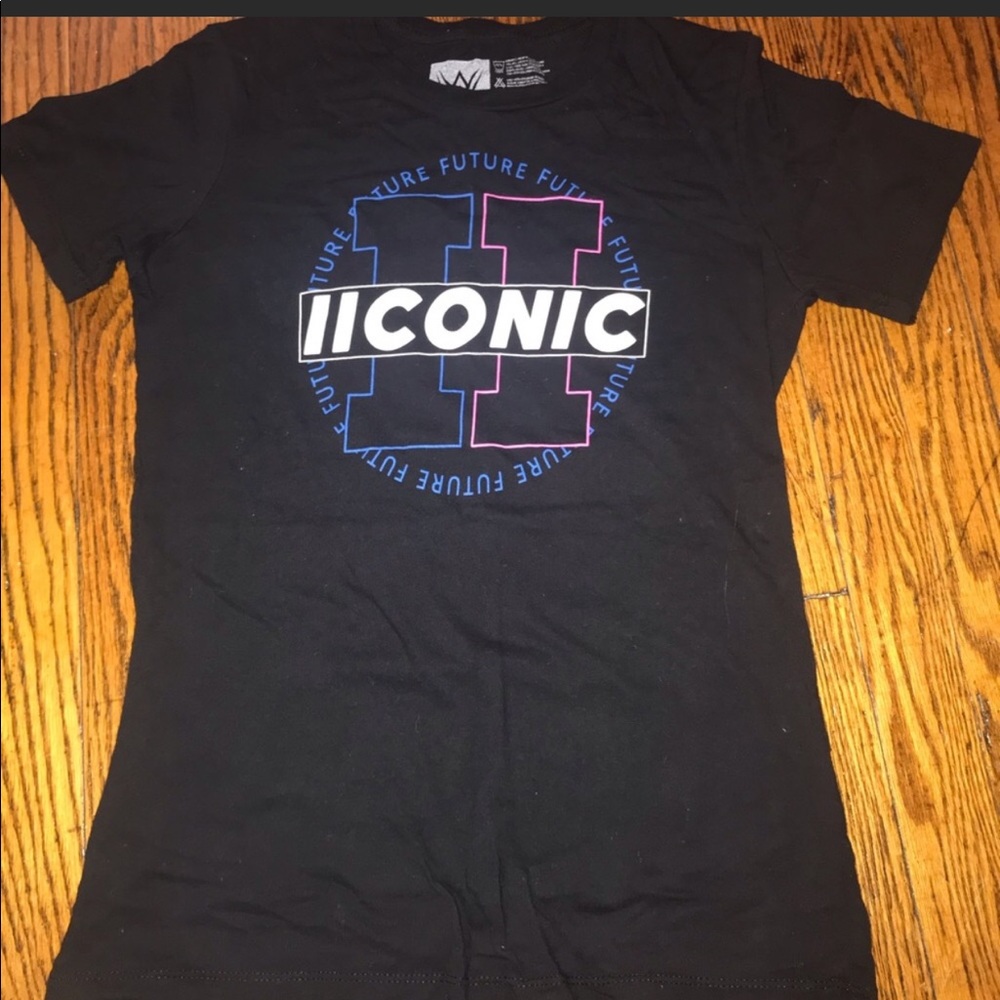 WWE Iiconics Womens Tshirt